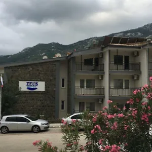 Hotel Zeus, Turunc